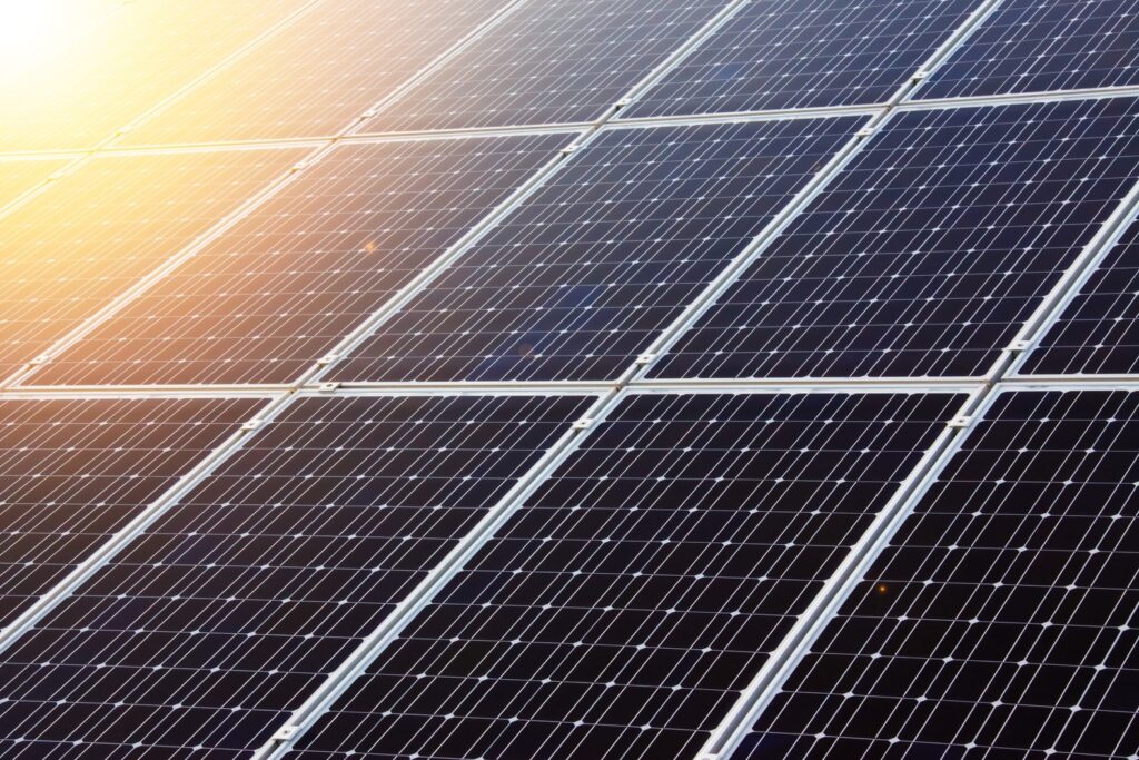 technology-sunlight-electrical-clean-blue-electricity-1358139-pxhere.com